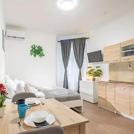 Apartmán - New - Quiet And Comfy