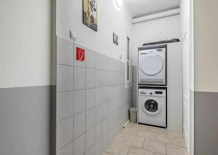 - New - Quiet And Comfy Apartament